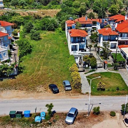 Beach Front Villa Nea Kallikrateia Esterno foto